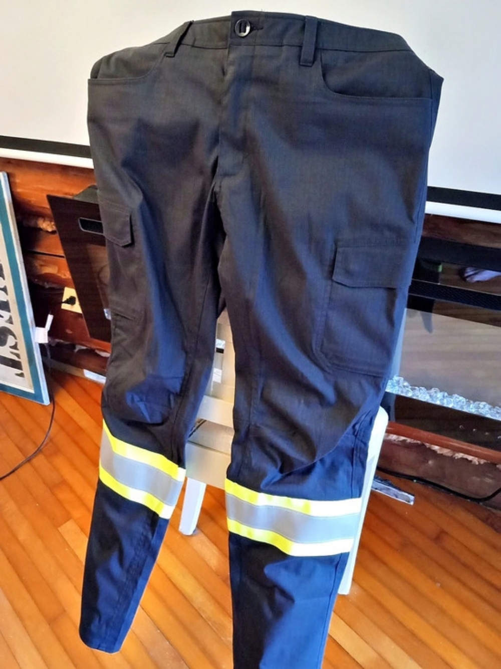 Under Armour Cargo Pants Reflective Trim Waist 36/34